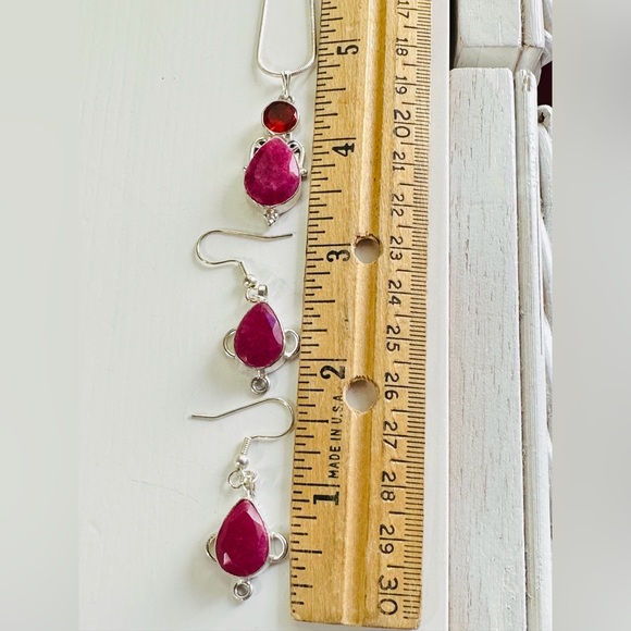 Sterling silver 925 red Quartz necklace and matching earrings set - Picture 4 of 4